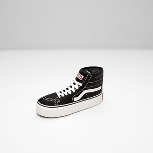 Vans Sk8 Hi USB Charger